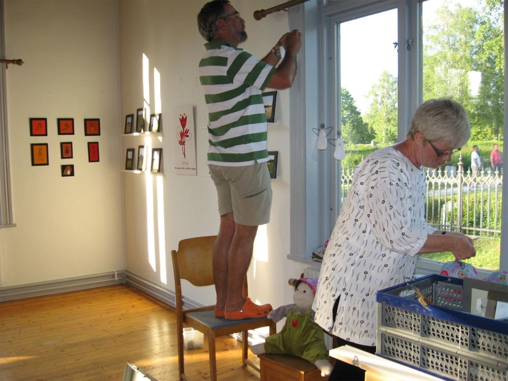 Förberedelser inför utställningen.