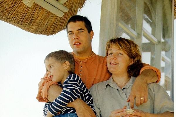 Jonas, Daniel och Berit, Järna 1999-09-11