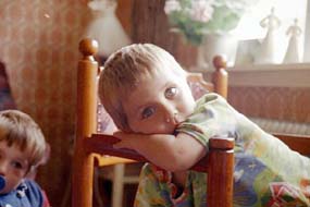 Jonas känner sig trött. 1999-07-22