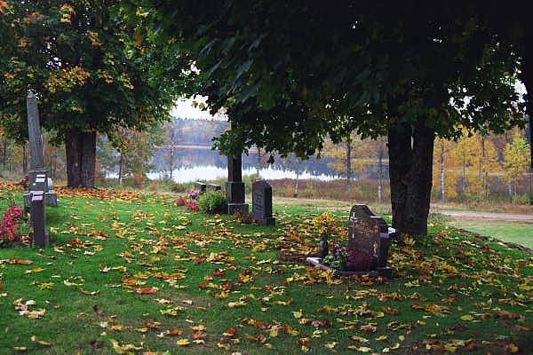 Höstbild över Susannes gravplats. Foto: Ivan Valfridsson