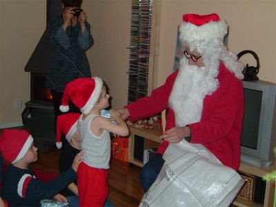 Här får Max det första paketet, 21/12 -03