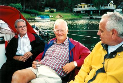 Sedan fortsatte samtalen i segelbåten, 14/8 -03