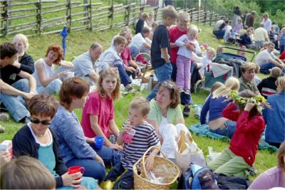 Midsommarfika i Hembygdsparken, Broaryd, 20/6 -03