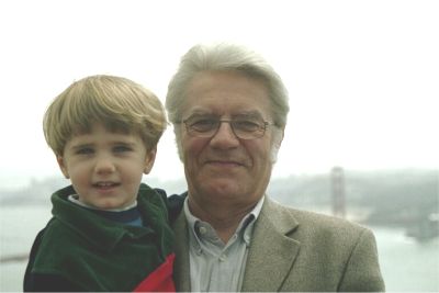 Max & morfar på höjden väster om Golden Gate, 6/4 -03