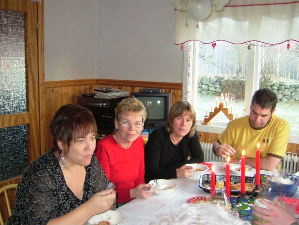 Marita, Siv, Irene och Daniel, 25/12 -06