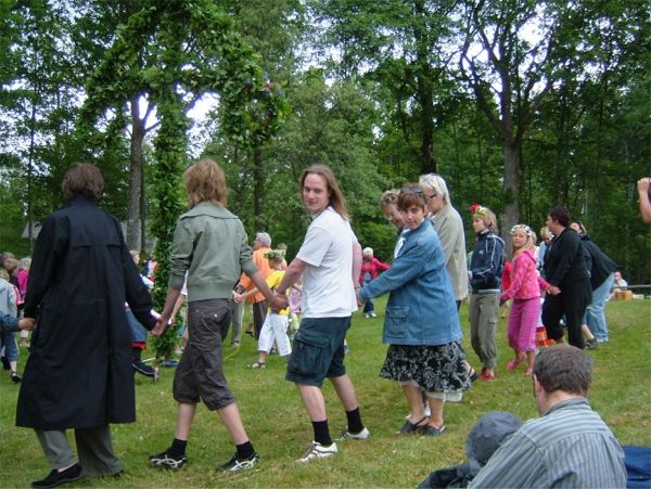 ... och därefter började dansen, 23/6 -06