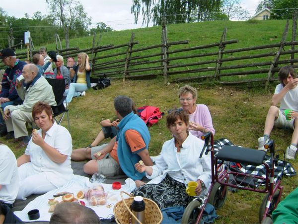 I pausen var det fikadags, 23/6 -06