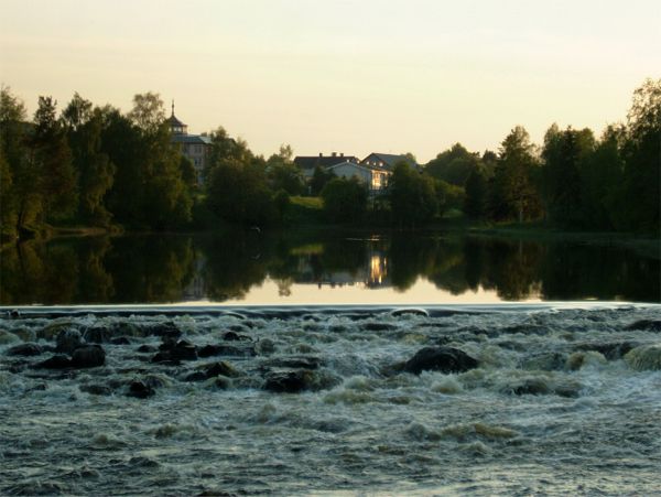 Utsikt över forsen i Bergsjö, 12/6 -06