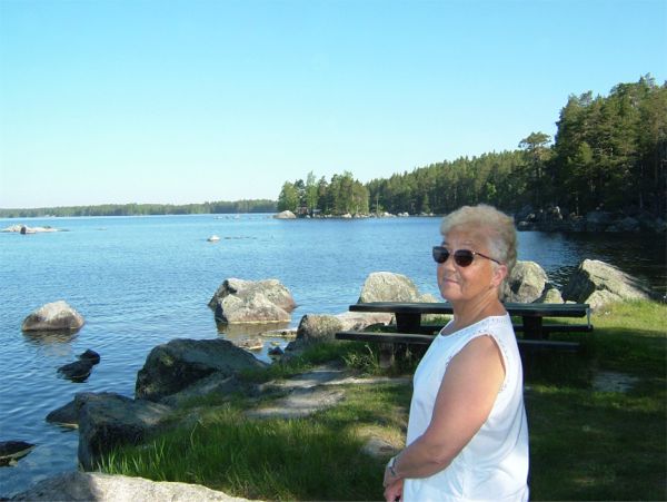 På väg ner - rast vid Norrbränningen, 13/6 -06