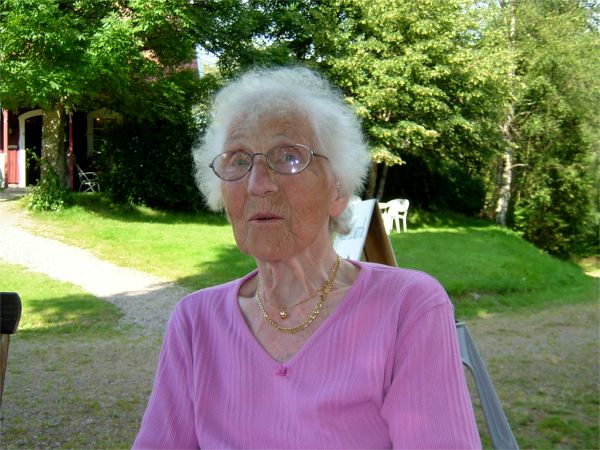 Mor Greta, Glassbo; 8/8 -07