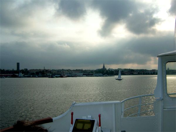 Nu närmar vi oss Västervik och slutet på vår fina kryssning; 12/8 -07