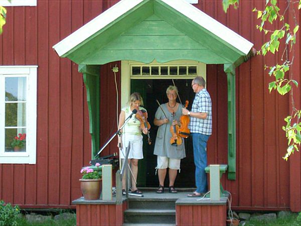 Sveriges nationaldag firade i i Hembygdsparken i Bergsjö; 6/6 -08