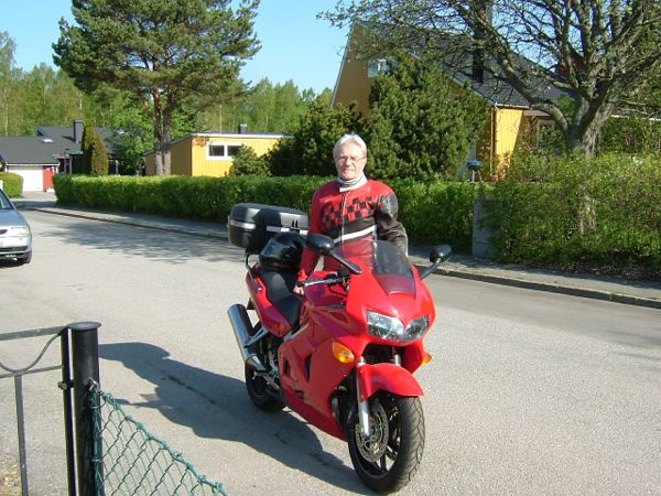 Ivan på väg till årets MC-gudstjänst; 10/5 -08
