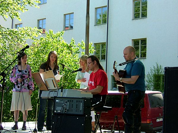 MC-gudstjänst utanför Allhelgonakyrkan på Söder; 10/5 -08