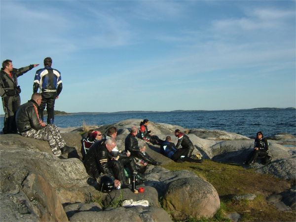 ... till klipporna vid Björkvik på Ingarö; 28/5 -08