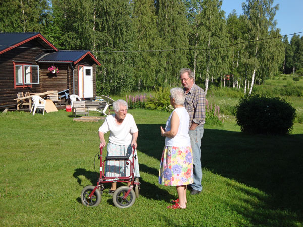 ... nuvarande ägarna. Vi lämnade sedan Greta hos Märta Wadin och ...