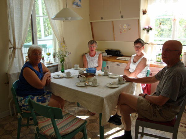 Fika hos Ingegerd & Kjell-Åke.
