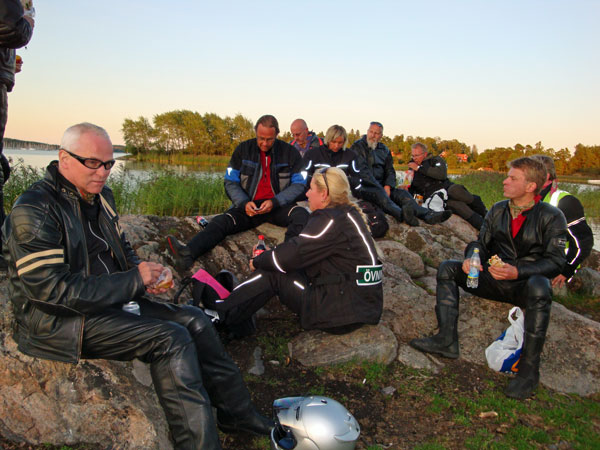 Där på klipporna fikade vi ...