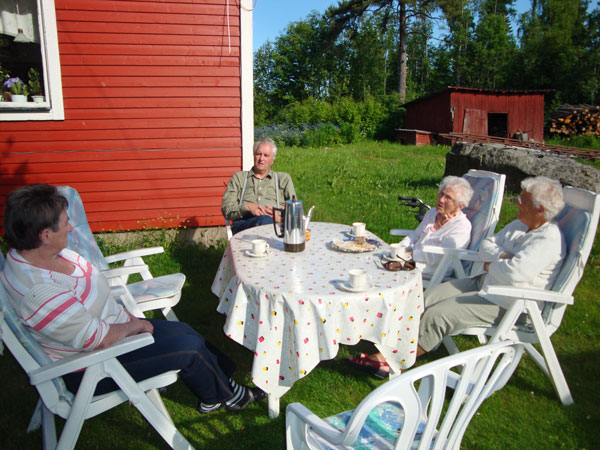 Fika och gemenskap hos ...