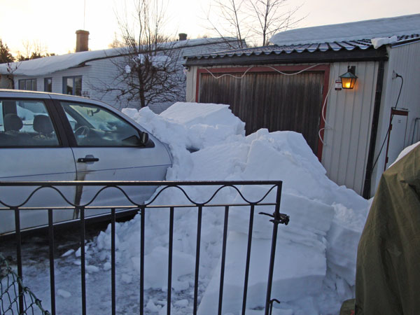 ... så det var svårt att både komma ut och in ...