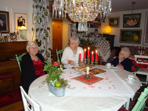 Julfika med Sirkka på Annandag Jul; 26/12 -11