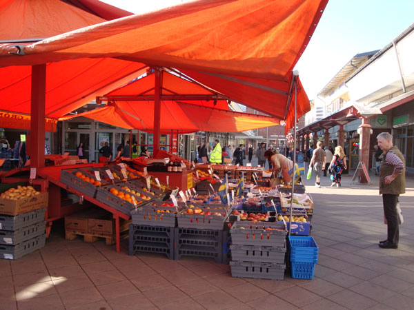 Torghandel i Högdalens Centrum.