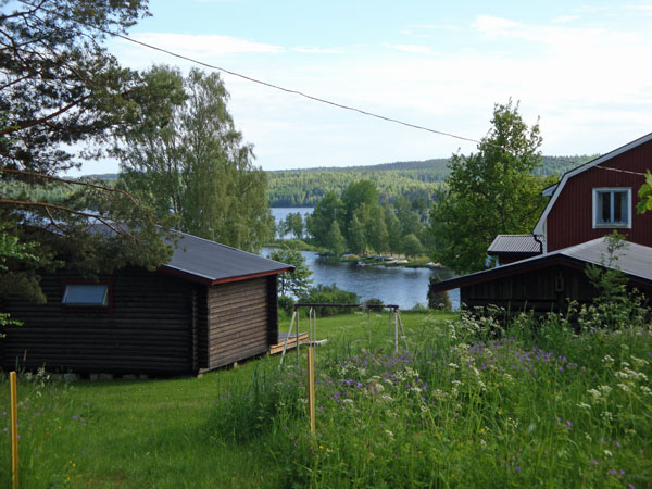 Trösten - Elsies barndomshem ligger vackert.