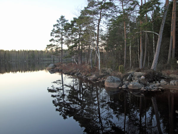 ... vid Örsjöns strand ...