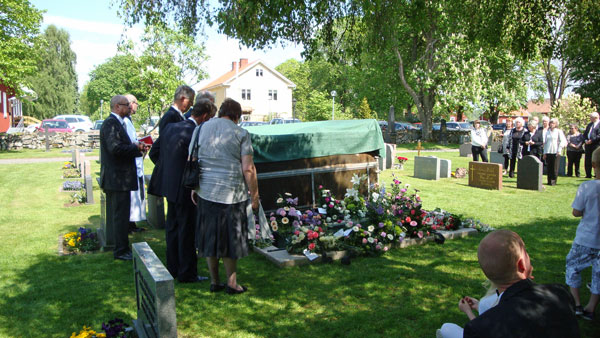 Kerstin, en kär vän till Elsie, har fått flytta hem; 24/5 -12.