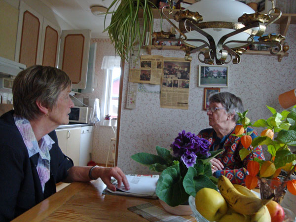 Lisbeth Lageborg och Märta Wadin, Gnarp; 6/9 -12