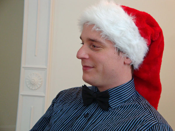 ... Isak vid flyttgröten hos Daniel och Linda på förmiddagen.