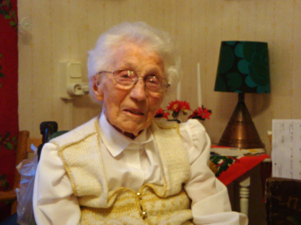 Greta blev också uppvaktad med kort och blommor ...