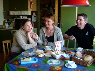 Besök av Jenny, Maude och Pelle ...