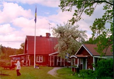 Här bor f n Berit & Kjell, 6/6 -05