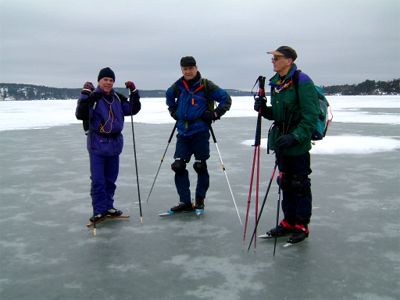 Lasse, Thomas och Rolle på Erstaviken, 10/3 -04