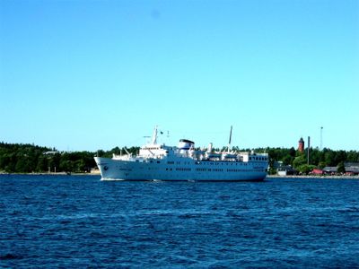 Här kommer en mindre båt, 19/8 -05