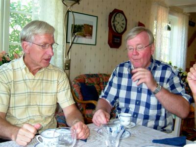 ... Ken och värden Stig, ...