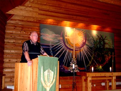 Fritz talar på Israelkonferensen, 24/8 -04