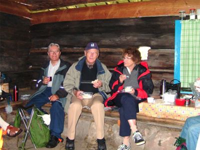 Ivan, Fritz och Ella, 27/8 -04