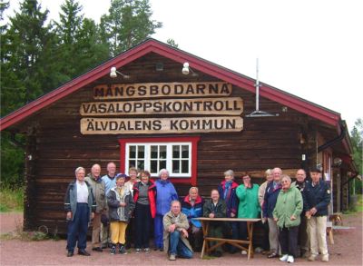 Gruppen utanför Mångsbodarna, 27/8 -04