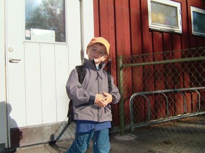 Max utanför sitt dagis Kul, 23/8 -04