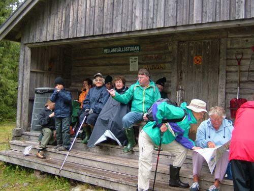 Rast och vila vid Mellanfjällsstugan, 2/9 -05