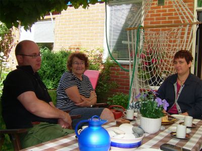 Markku, Ella och Marita i Kållered, 27/7 -04