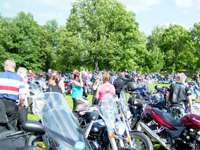 Många hade samlats i Strängnäs, 20/8 -05
