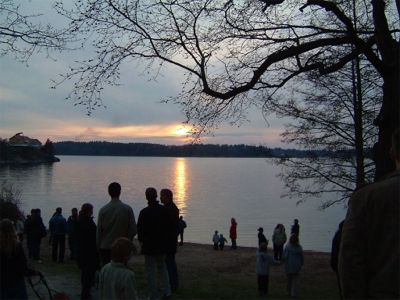 Valborgsmässoafton vid Gårdens Bad, Vendelsö, 30/4 -04