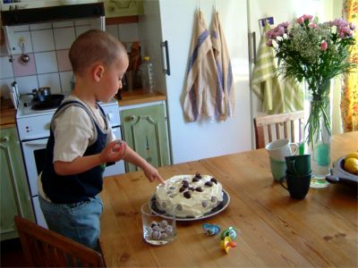 ... och smakar på grädden, 15/6 -04