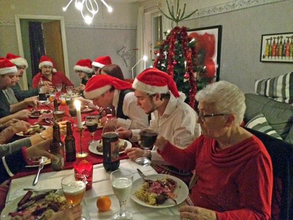 19/12 -15. Vår julfest i Falun med barn och barnbarn hos Marita.