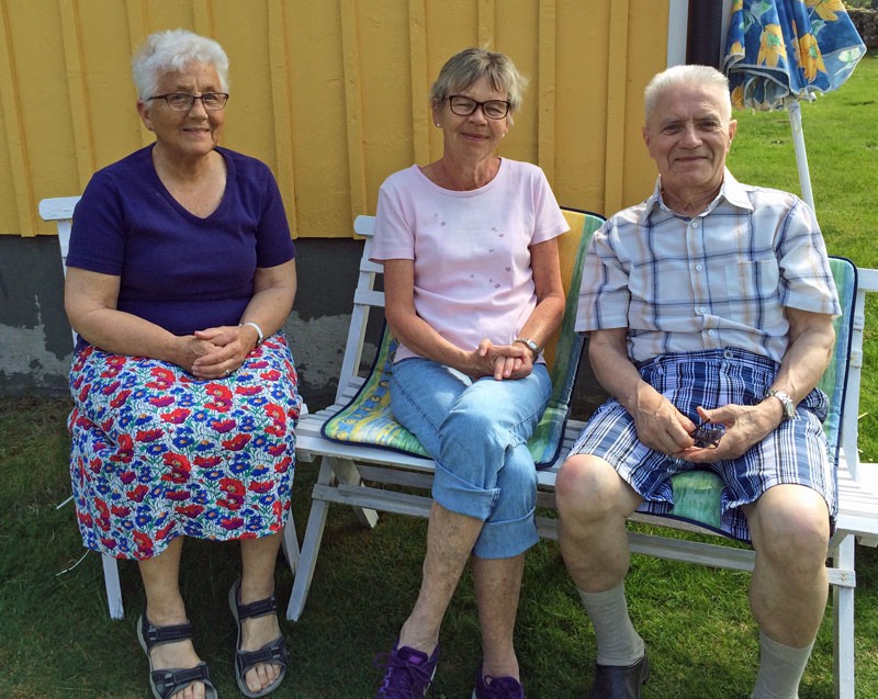 Elsie, Siv och Ivan på Danhäll; 10 maj 2016.