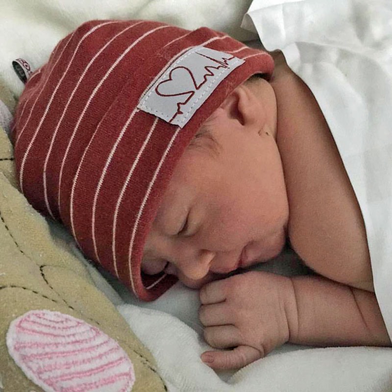 Igår den 6 juli föddes vårt 7:e barnbarn, son till Linda & Daniel. Allt gick bra och vi gläds med dem: Vikt: 3 530 g och längd: 50 cm.