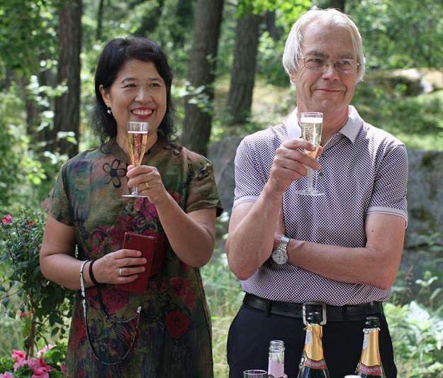 Den 9 juli var vi bludna till Sören och Junyjan - Sörens 75-årsfest hemma i Täby. Mycket trevligt